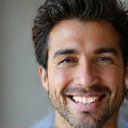 Retrato de Javier Torres con nueva vitalidad